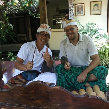 Liang House And Hostel Ubud Buitenkant foto