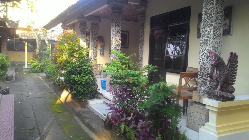 Liang House And Hostel Ubud Buitenkant foto