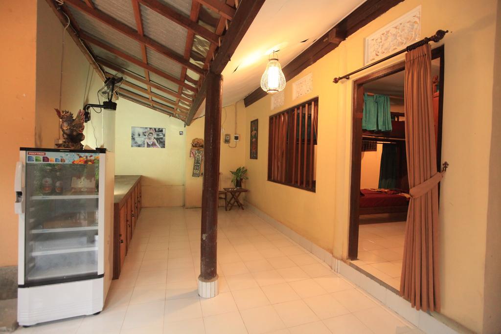 Liang House And Hostel Ubud Buitenkant foto