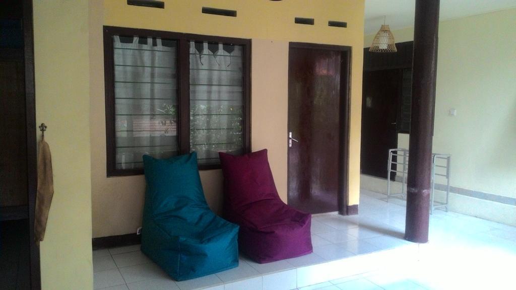 Liang House And Hostel Ubud Buitenkant foto